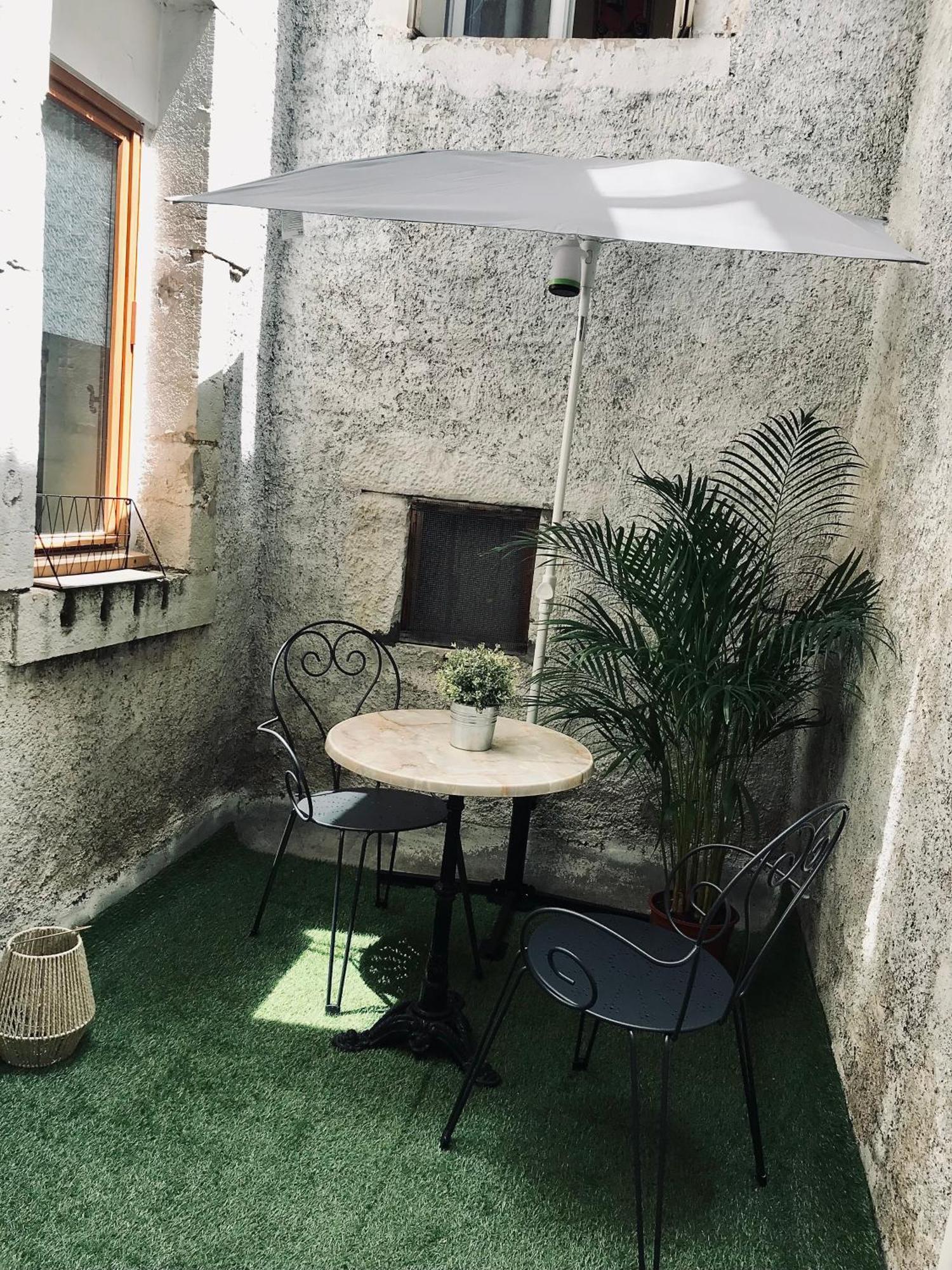 Le Pastore Avec Terrasse Centre Historique Dijon Exterior foto